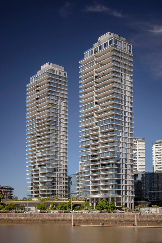 Torres SLS Puerto Madero vista exterior